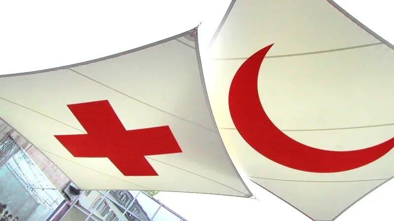 الصليب الأحمر يلغي حوالي 3 آلاف وظيفة ويقلص ميزانيات الإغاثة