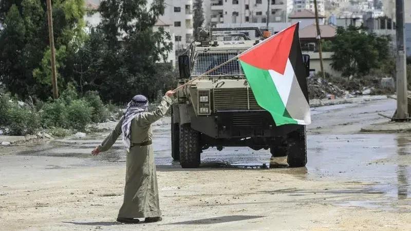 الاحتلال يعتدي على المواطنين في طوباس