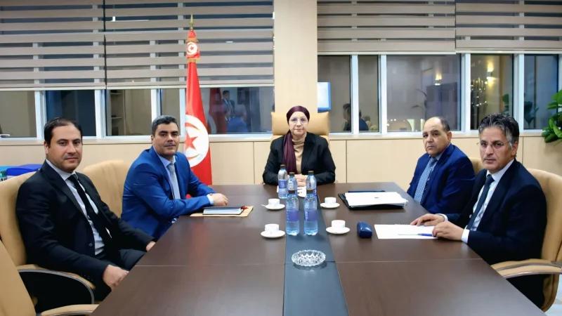 إنجاز عدد من مشاريع وبرامج التحول الرقمي محور جلسة عمل لوزيرة العدل