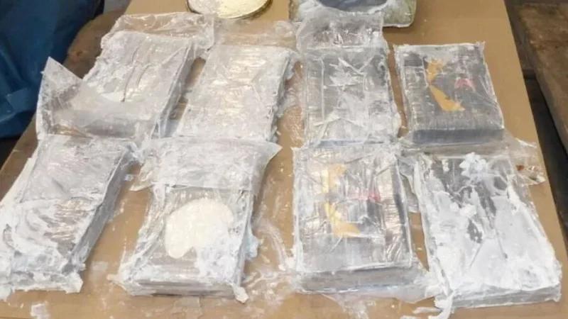 إيداع ثلاثة شبان السجن بعد ضبط رطل كوكايين و3 كلغ زطلة بحوزتهم