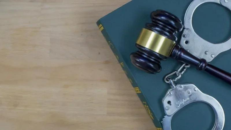 أكثر من 30 عاما سجنا وخطايا مالية ضدّ رجل الأعمال يوسف الميموني