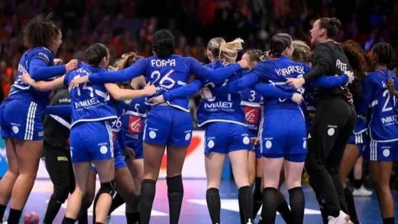 Hand - Mondial: Le bronze pour les Françaises