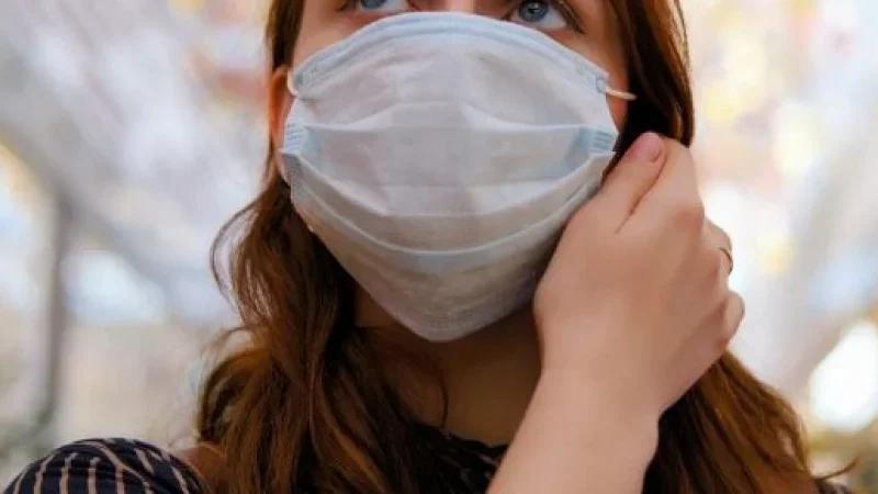 الكمامة وغسل اليدين.. نصائح وزارة الصحة للتوقي من النزلة الموسمية