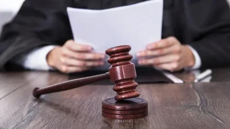 قضية انستاليغو: الشروع في سماع مرافعات المحامين