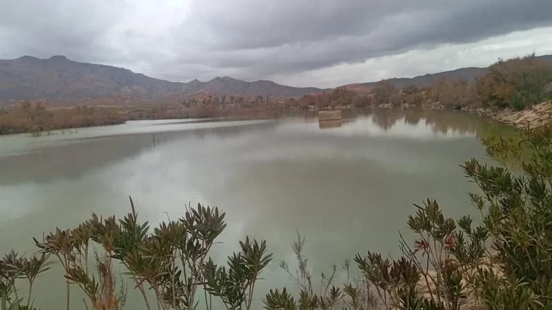 حاسي الفريد: منع استغلال بحيرتَيْ السفايا ووادي شقتمة لمدة سبعة أيام