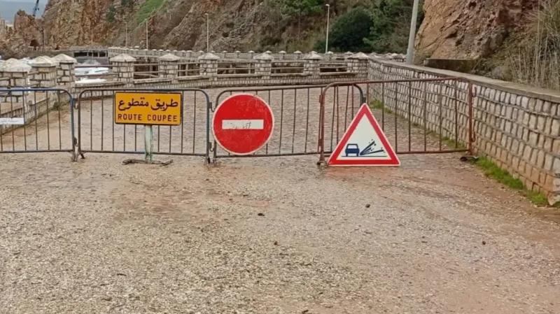 بعد فيضان وادي بجر: قطع الطريق بين جندوبة ومنطقة الطواهرية