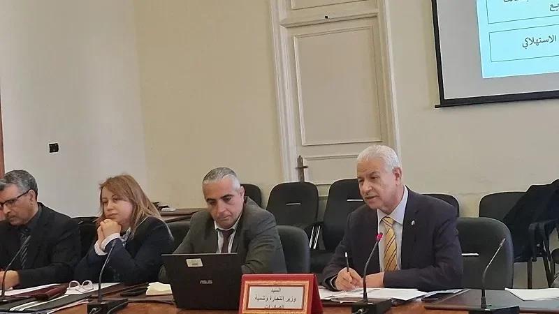 عبيد: اعتماد قاعدة بيانات العائلات محدودة الدخل لتوزيع الزيت المدعم