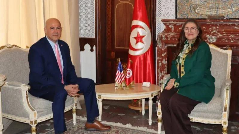 وزيرة المالية وسفير أمريكا في تونس يبحثان فرص الاستثمار والشراكة