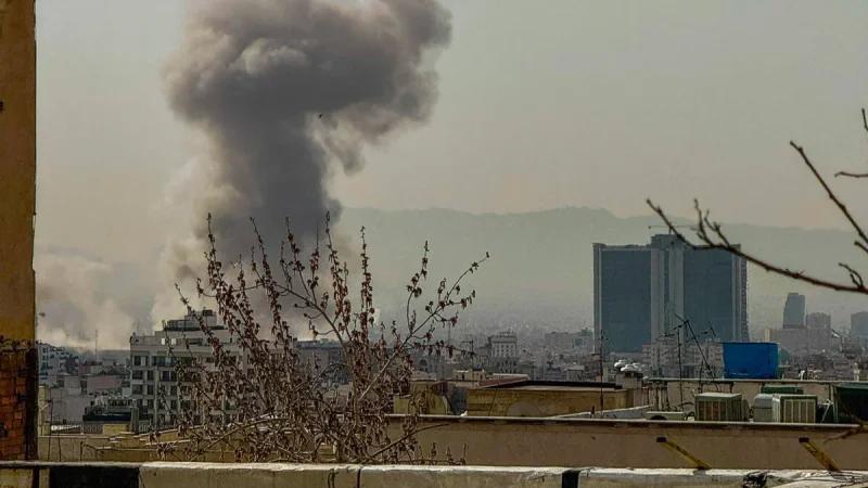 Iran: La télévision d'Etat ciblée par des frappes