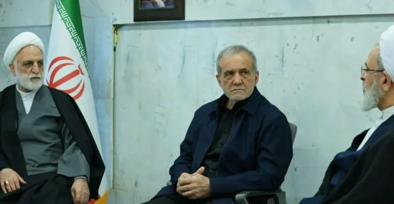 مجلس القيادة المؤقت في إيران يعقد اجتماعه الثاني