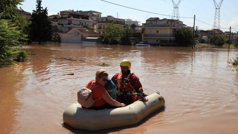Inondations en Grèce : 7 morts... l'opération de sauvetage se poursuit