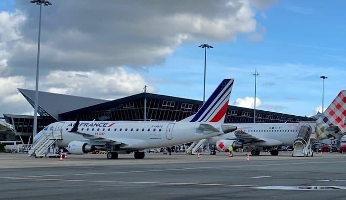 France: Several airports evacuated following bomb threats