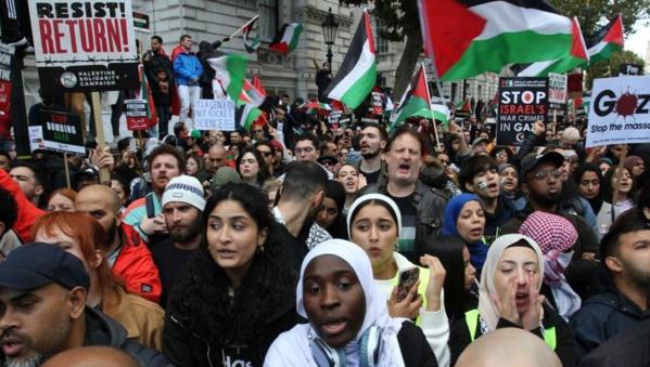 London: 100,000 people demand an end to the war in Gaza