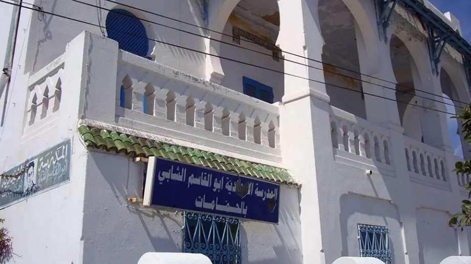 Tunisia-Nabeul: Two students were injured after school door fell