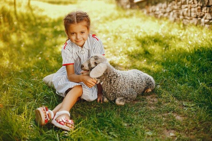 Aïd Al Adha: Les raisons de ne pas exposer les enfants au sacrifice du mouton