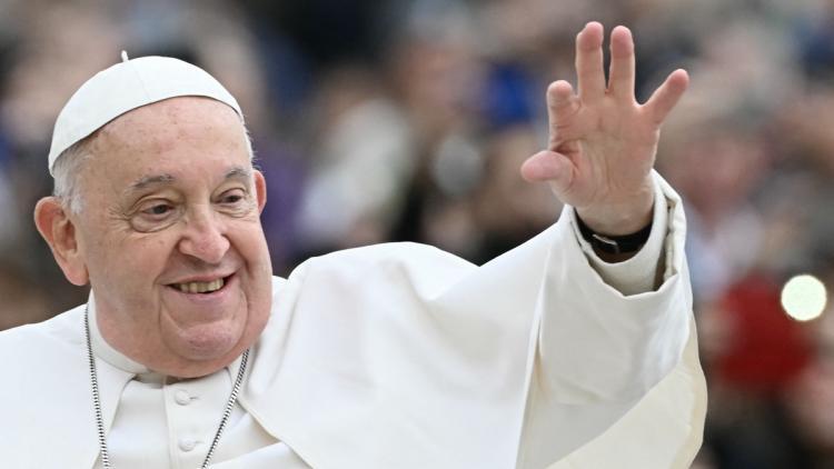 Le Vatican annonce la date de la mise en bière du pape François