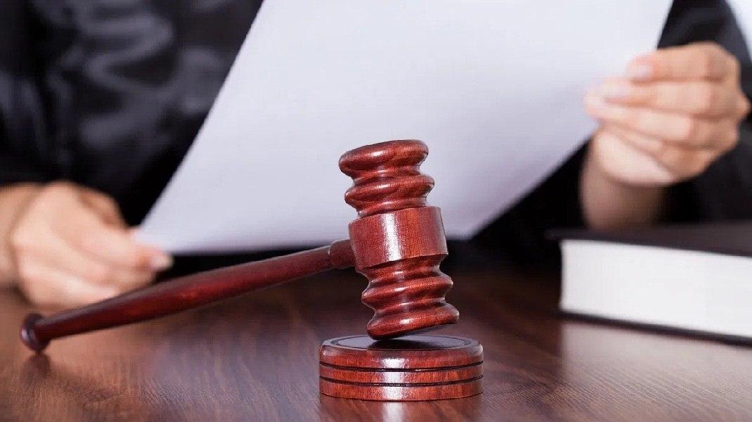 3 ans de prison pour un jugé révoqué, épinglé dans 5 affaires