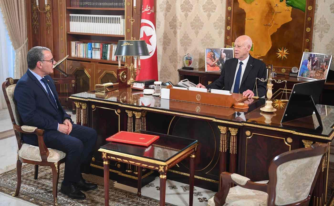 Kaïs Saïed insiste sur un nouveau modèle de développement à partir des régions lors de...